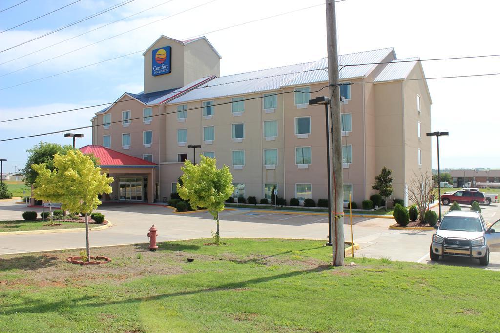 Comfort Inn & Suites Elk City Exterior photo
